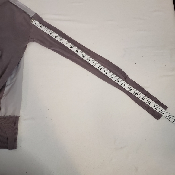 BANANA REPUBLIC HERITAGE Gray Cardigan Sweater Size XS Lightweight V neck - Picture 8 of 12